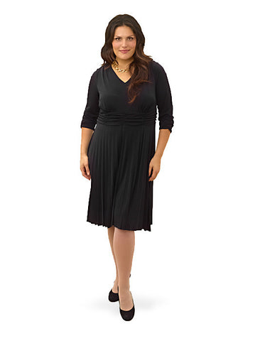 Three-Quarter Sleeve Ruched Pleated Black