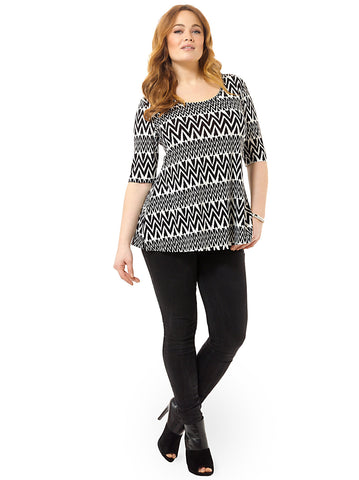 Thea Tunic In Black & White Chevron